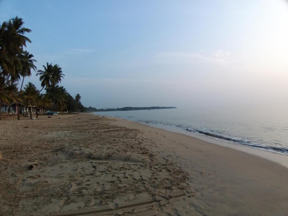 Beach Life Uppuveli Trincomalee Dış mekan fotoğraf