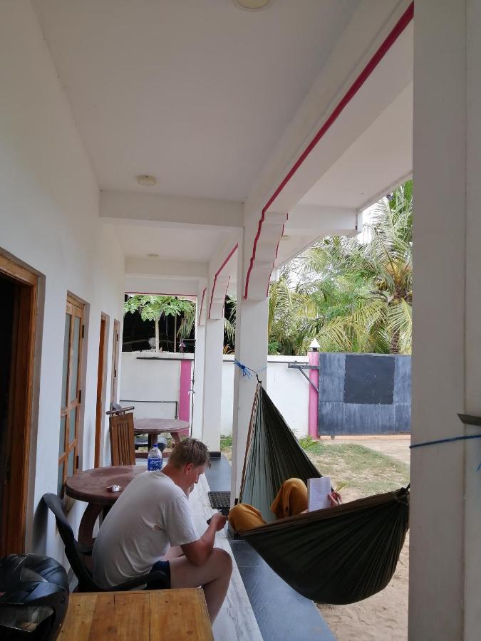 Beach Life Uppuveli Trincomalee Dış mekan fotoğraf