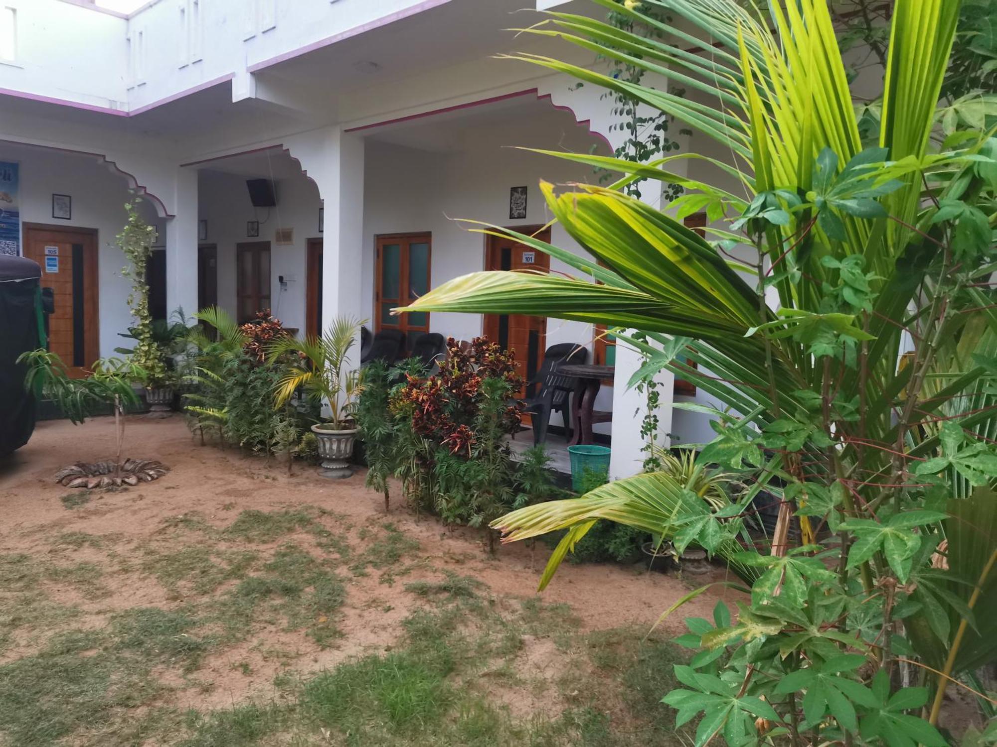 Beach Life Uppuveli Trincomalee Dış mekan fotoğraf